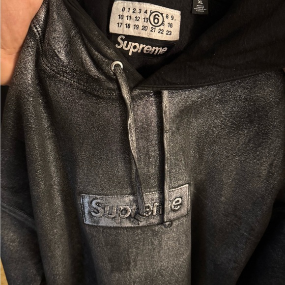 Supreme Shiny Black Hoodie - Picture 1 of 5